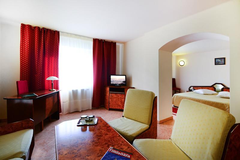 Euro Hotel Тимишоара Экстерьер фото