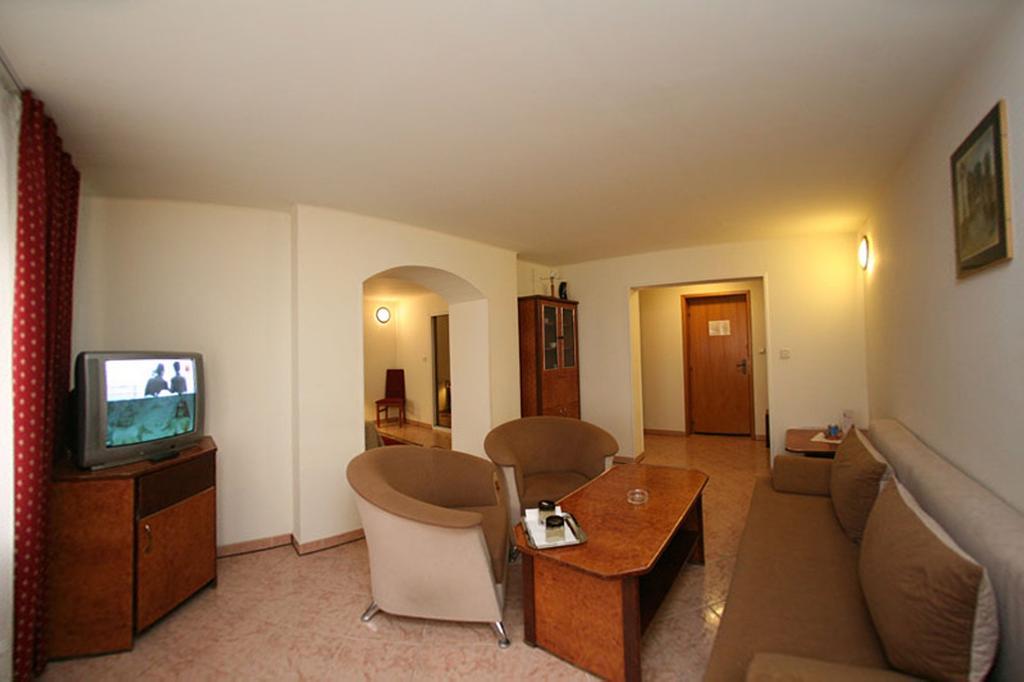 Euro Hotel Тимишоара Экстерьер фото